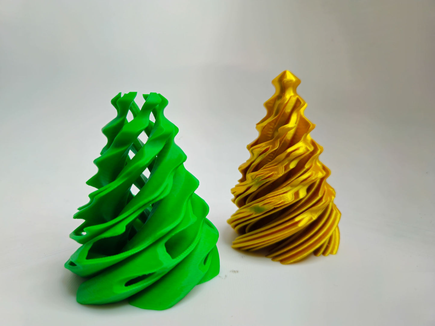 Fidget Christmas Tree Snowflake (Impossible Passthrough)