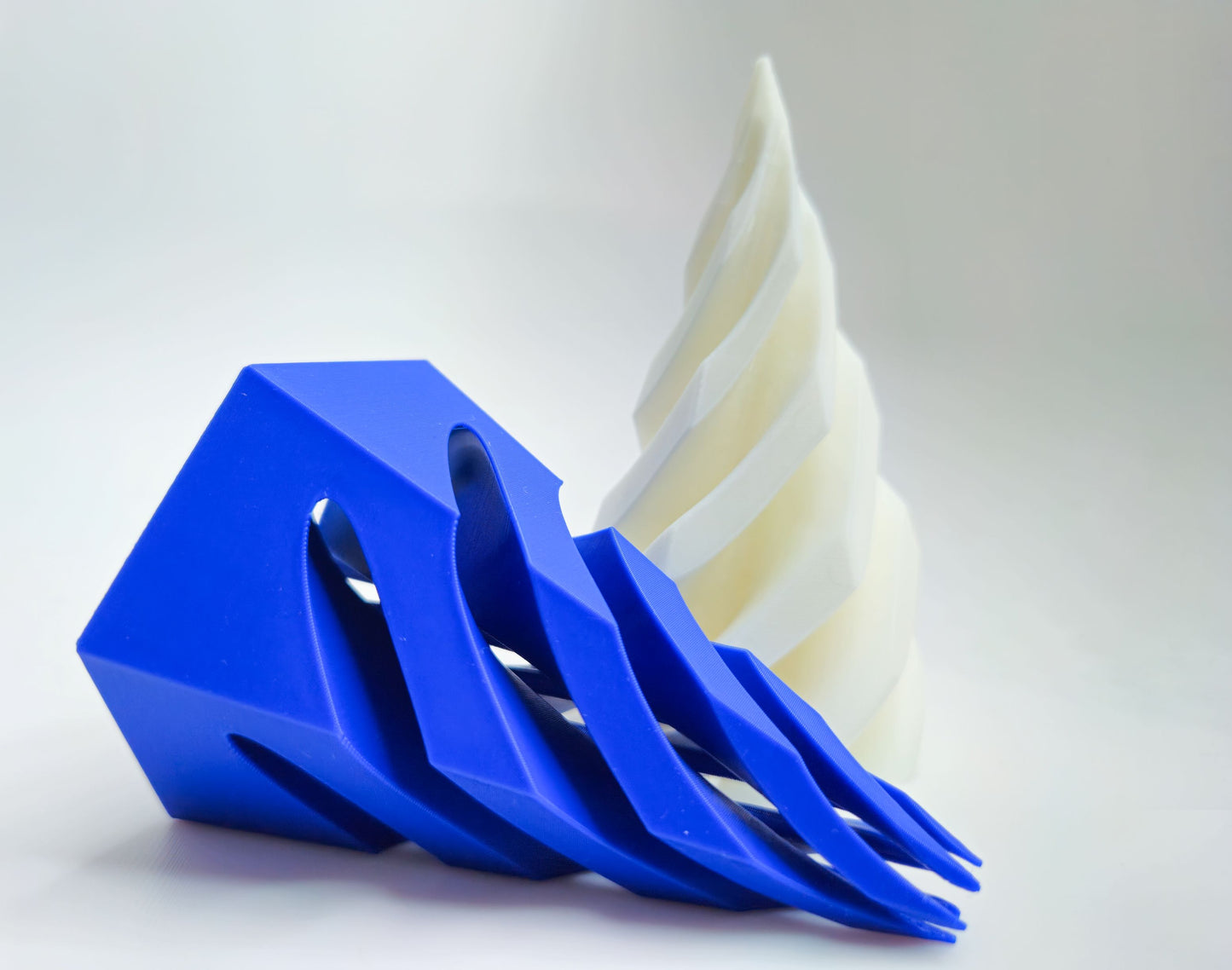 Fidget Hexagonal Pyramid (Impossible Passthrough)