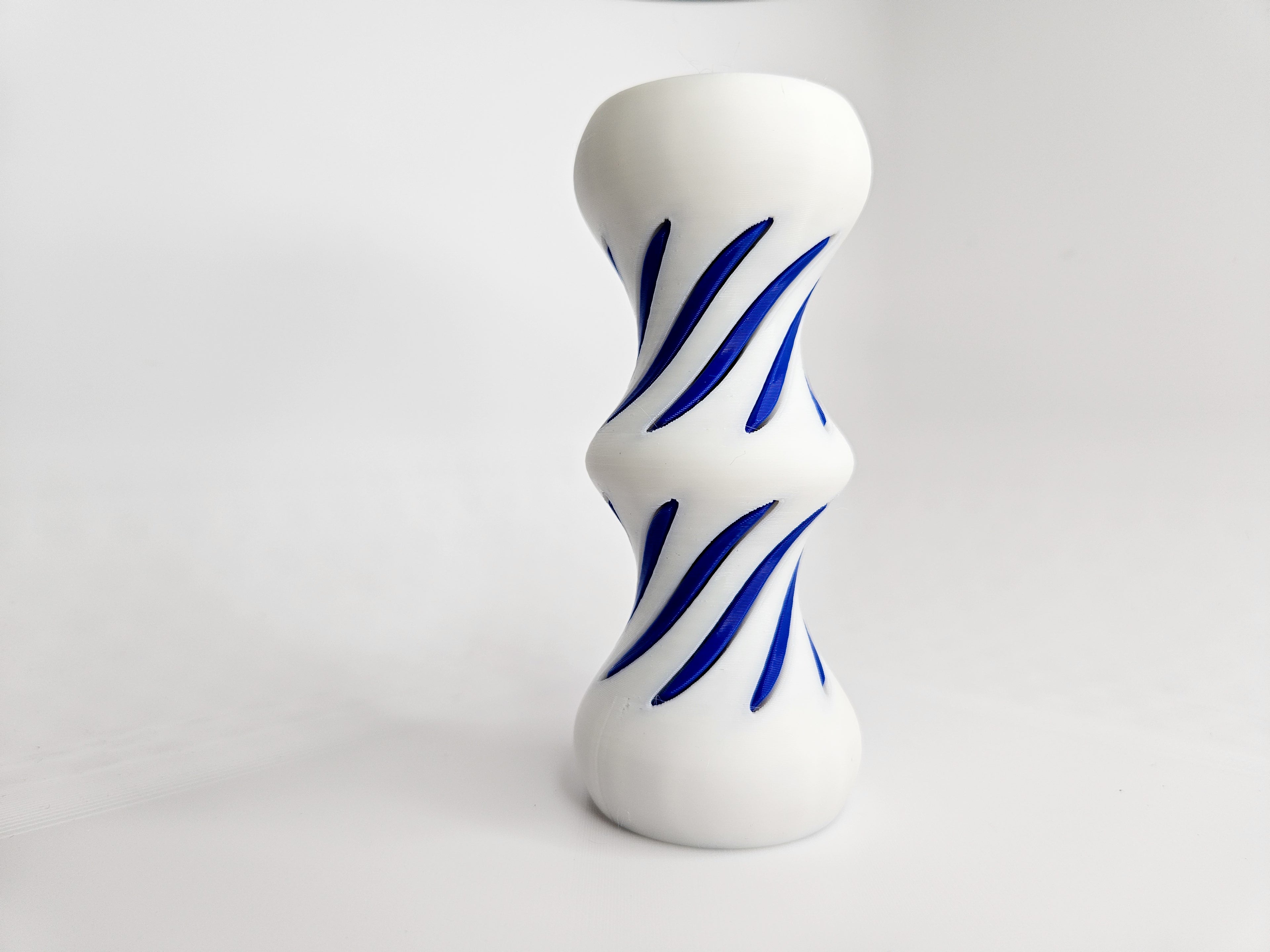 Fidget Cylindrical (Impossible Passthrough)