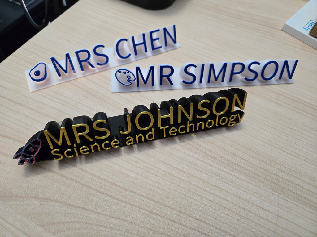 Customised Name Plate - by Makkuro