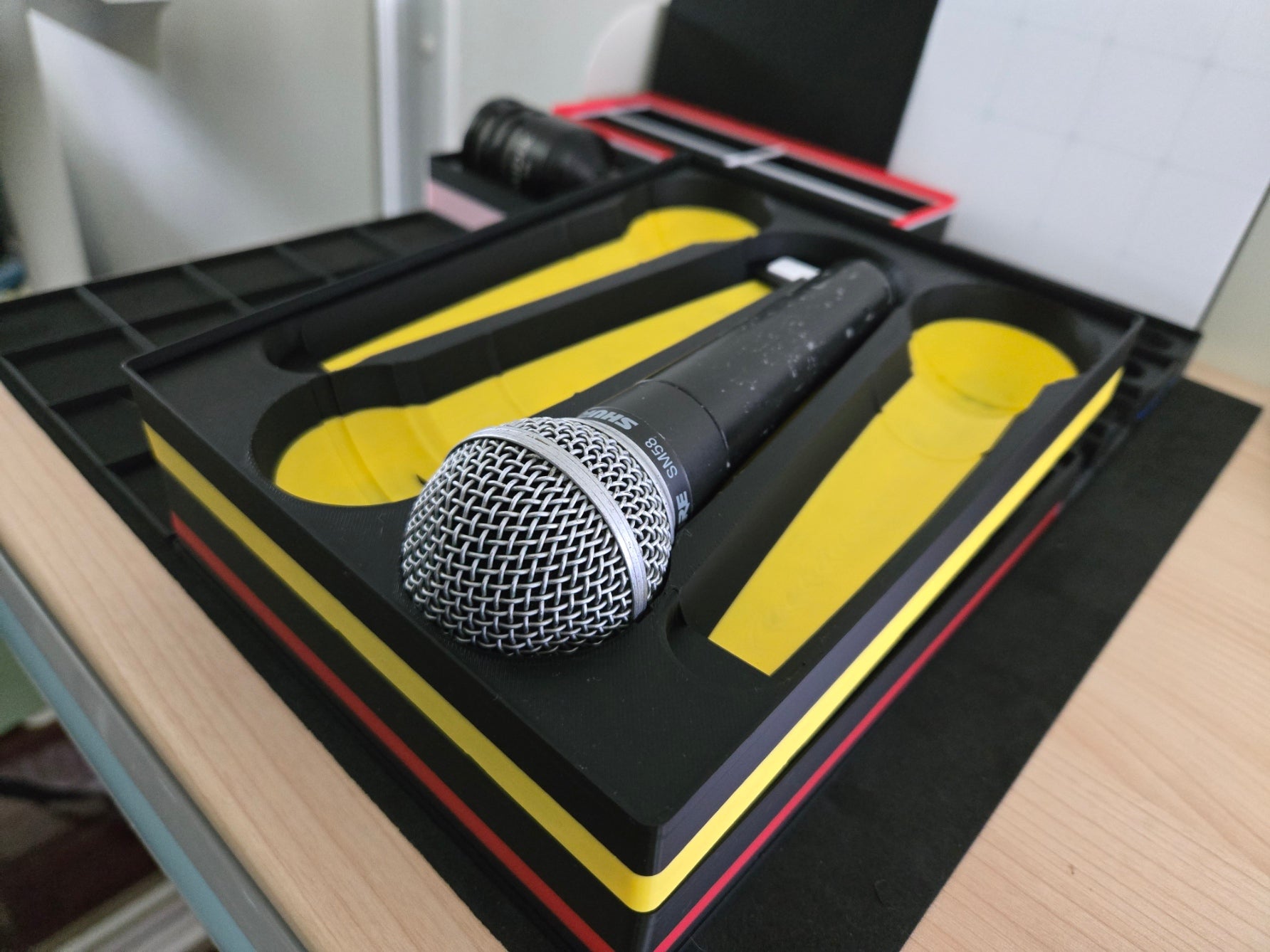 Shure SM58 Microphone Mould (four) – Custom 3D-Printed Storage Solution