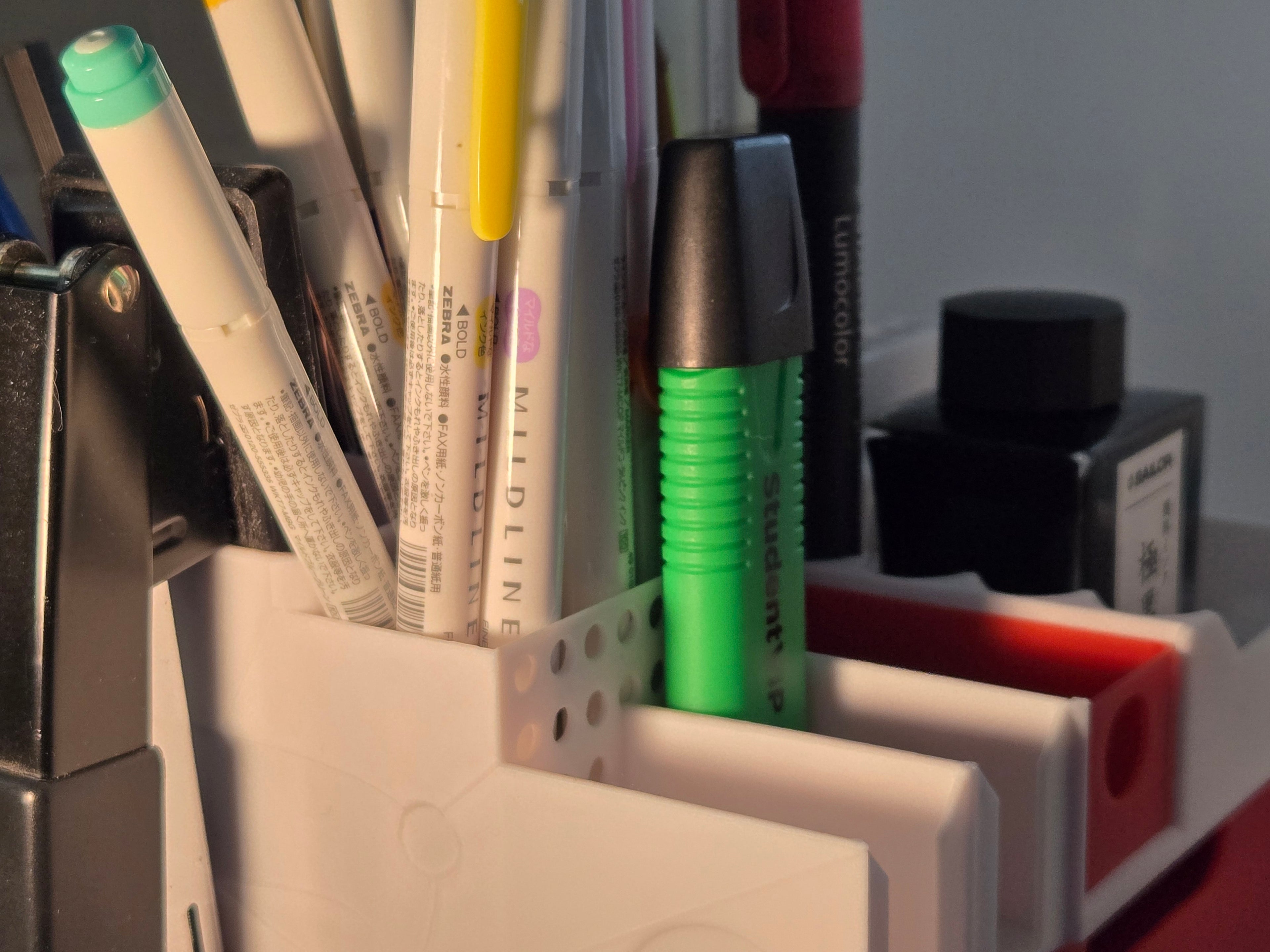 Personalised 3D Printed Desk Organiser | Custom Teacher & Student Pen Holder