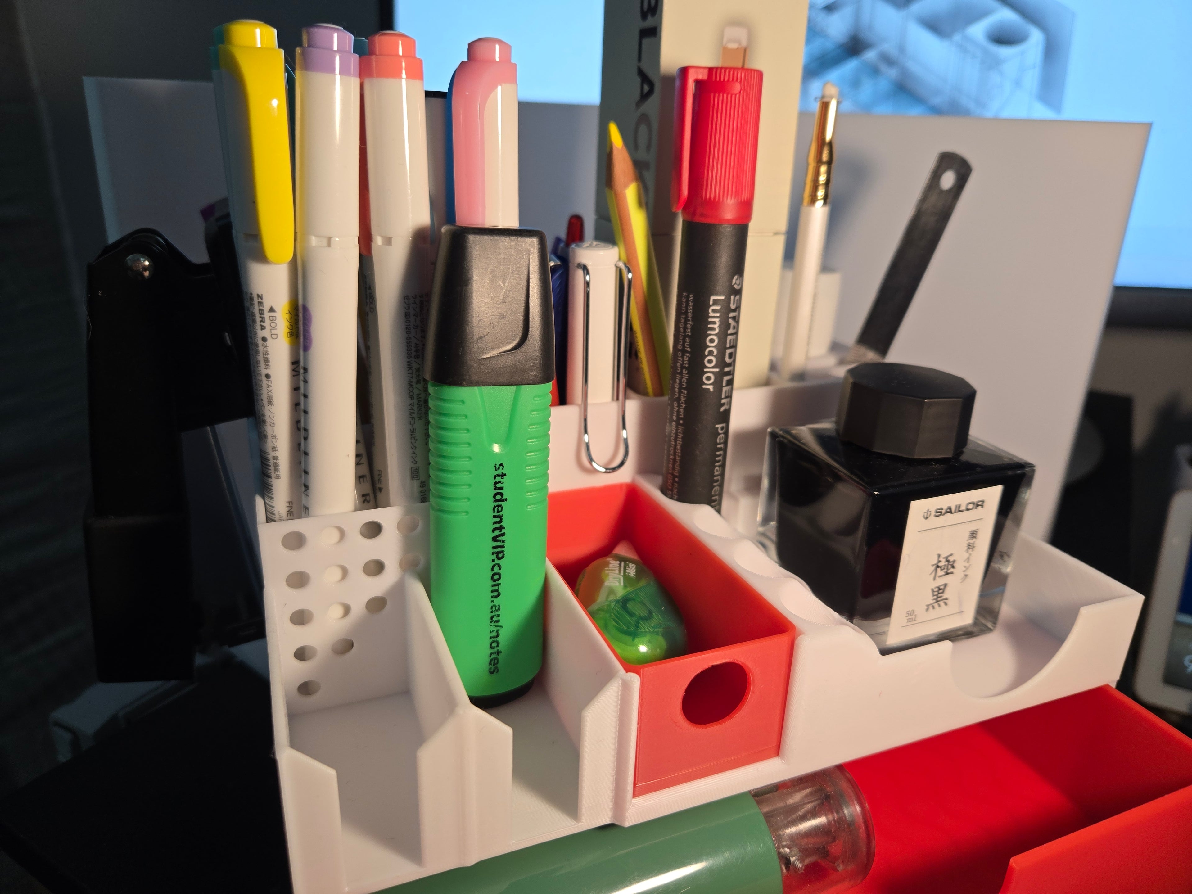 Personalised 3D Printed Desk Organiser | Custom Teacher & Student Pen Holder