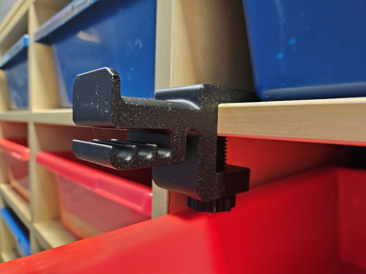 [Bulk] Mounted Headphone Holder (w/ Cable Management)